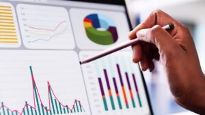 Falta de planejamento, gestão ineficiente e ausência de rede de contatos ainda são entraves para empreender no Brasil