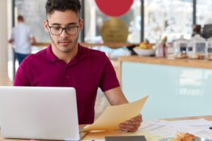 Empreendedores sentem no bolso o reajuste no MEI; confira o novo valor