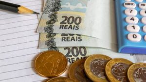 Quanto é a multa por não entregar o imposto de renda? Veja os valores e riscos!