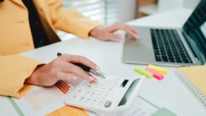 Com organização e consistência, é possível organizar as finanças e iniciar o segundo semestre com as contas em dia